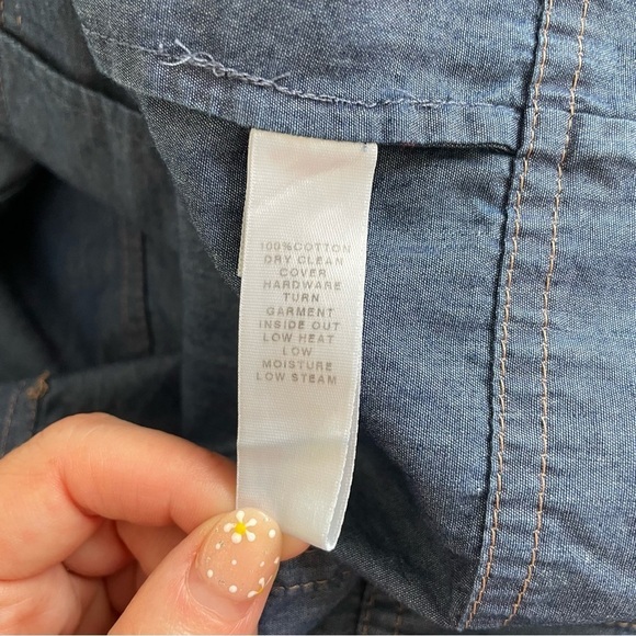 St. John Blue Chambray Cotton Button Down Long Sleeve Roll Tab Dress Size 4 - Picture 8 of 11